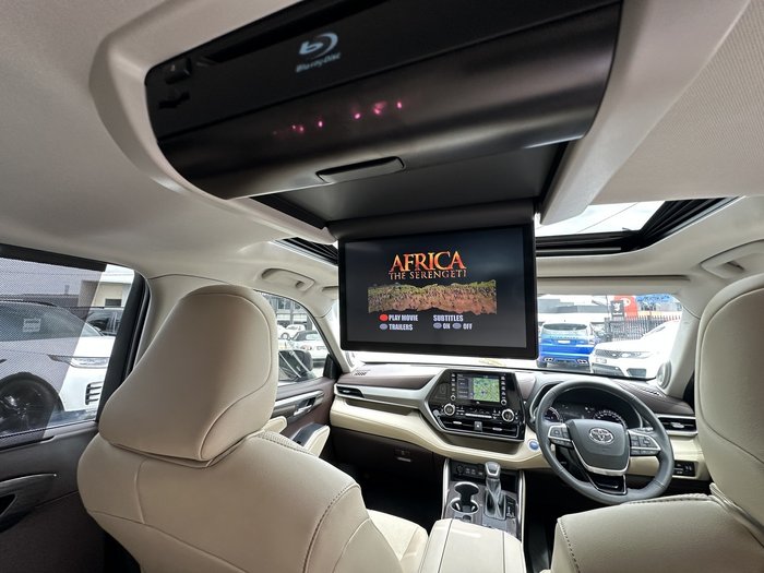 2023 Toyota Kluger Grande