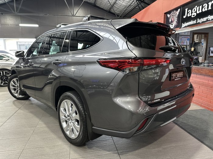 2023 Toyota Kluger Grande