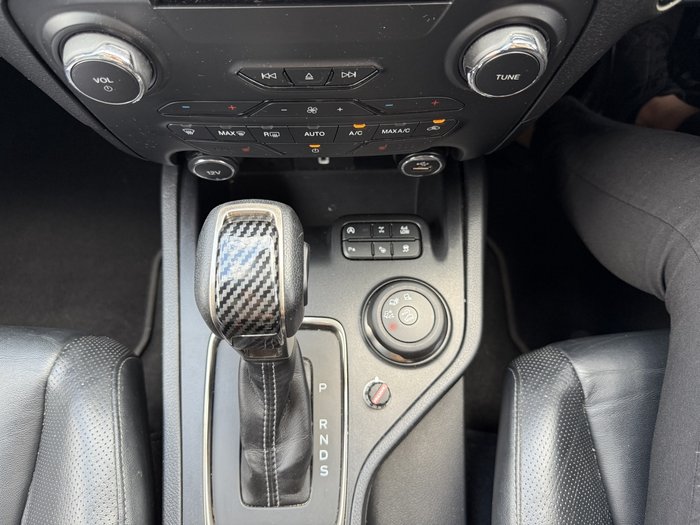 2019 Ford Everest Titanium