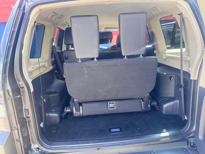 2013 Mitsubishi Pajero VR-X NW MY14 4X4 Graphite Grey