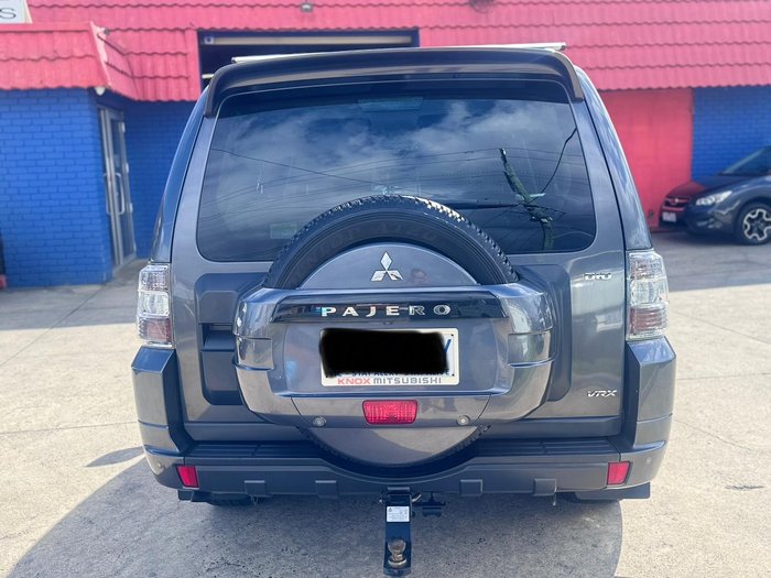 2013 Mitsubishi Pajero VR-X NW MY14 4X4 Graphite Grey