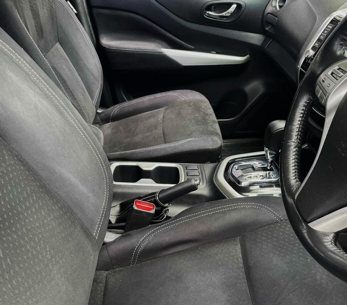 2019 Nissan Navara ST D23 Series 3 4x2 Polar White