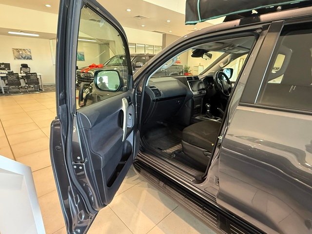 2022 Toyota Prado