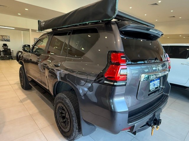2022 Toyota Prado