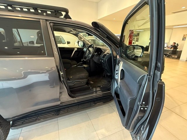 2022 Toyota Prado