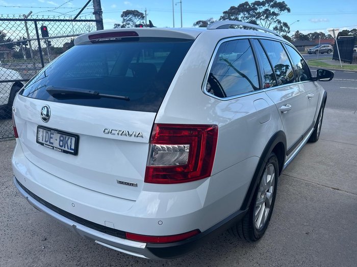 2015 SKODA Octavia Scout Premium 132TSI NE MY15 4X4 Candy White