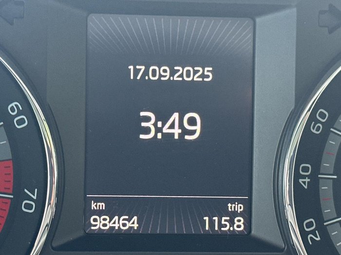 2015 SKODA Octavia Scout Premium 132TSI NE MY15 4X4 Candy White