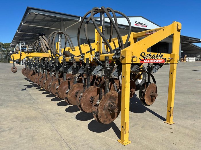 0 SERAFIN ULTISOW 8M ATPL LINKAGE BAR WITH 32 ROWS USED YELLOW