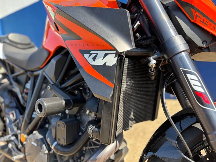 2014 Ktm 1290 SUPER DUKE R Orange