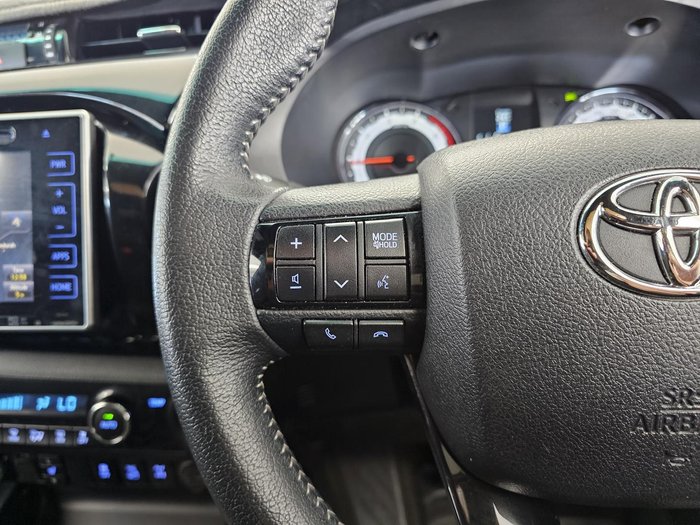 2018 Toyota Hilux Rogue GUN126R 4X4 Dual Range White