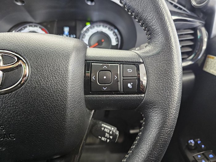 2018 Toyota Hilux Rogue GUN126R 4X4 Dual Range White