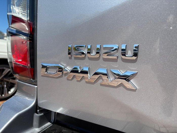 2025 Isuzu D-MAX LS-U