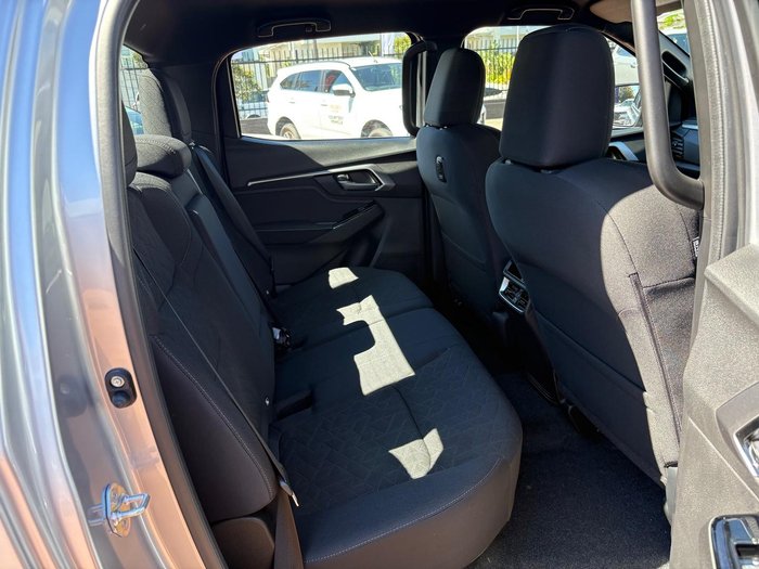 2025 Isuzu D-MAX LS-U