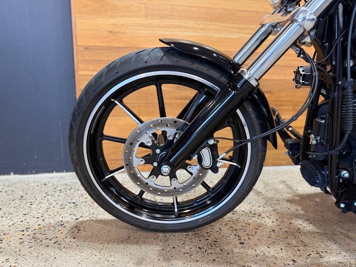 2013 Harley-davidson FXSB SOFTAIL BREAKOUT Black