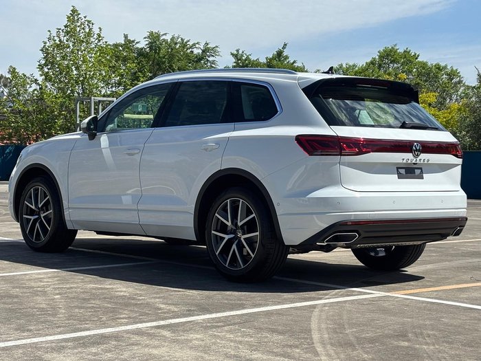 2025 Volkswagen Touareg 210TDI Elegance