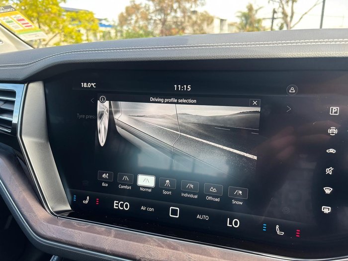 2025 Volkswagen Touareg 210TDI Elegance