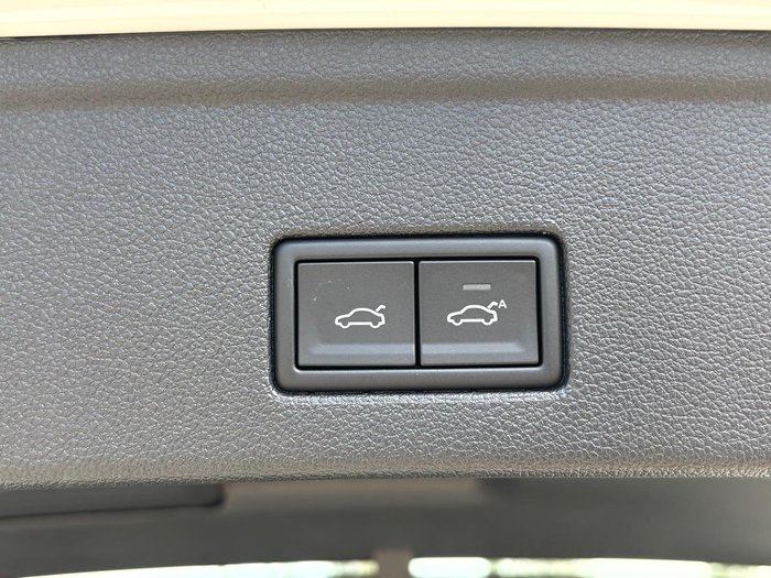 2025 Volkswagen Touareg 210TDI Elegance