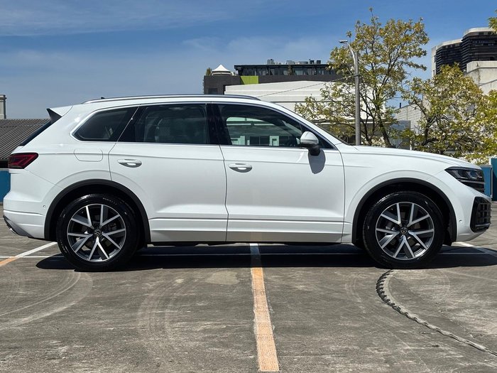 2025 Volkswagen Touareg 210TDI Elegance