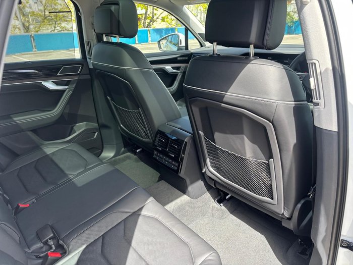 2025 Volkswagen Touareg 210TDI Elegance