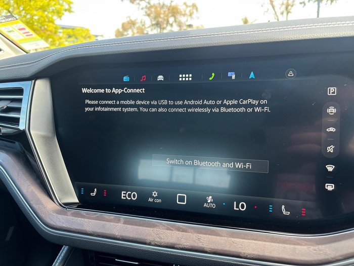 2025 Volkswagen Touareg 210TDI Elegance