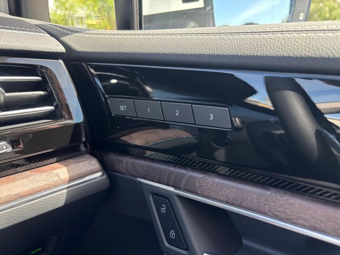 2025 Volkswagen Touareg 210TDI Elegance