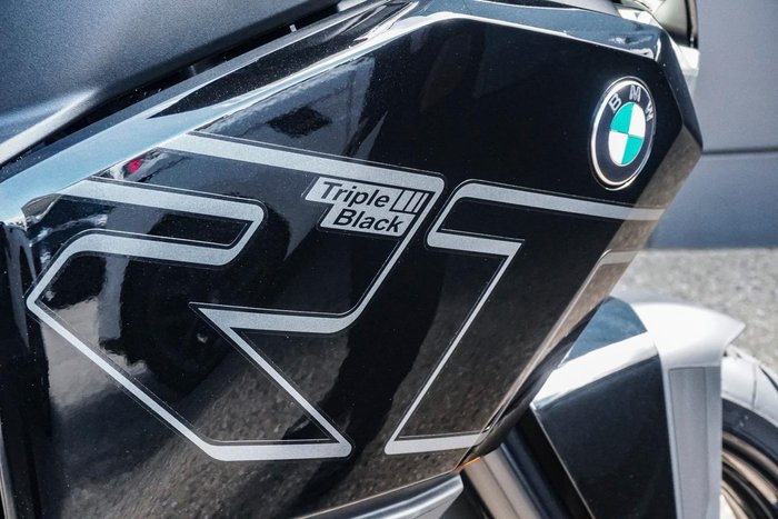2025 BMW R 1300 RT Triple Black