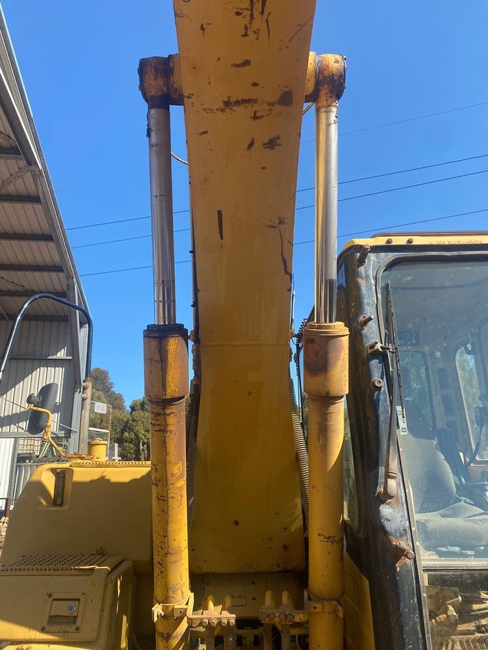 2001 Caterpillar 311B