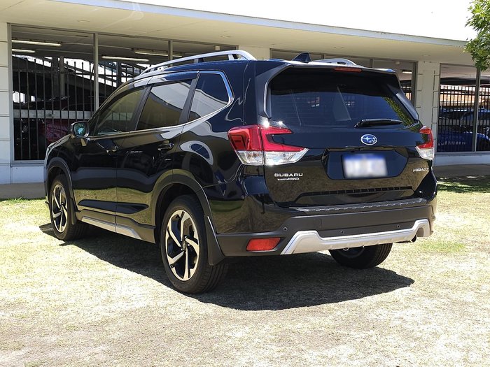 2025 Subaru Forester 2.5i-S S5 MY24 AWD Crystal Black