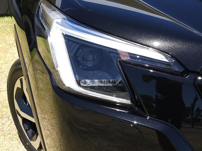2025 Subaru Forester 2.5i-S S5 MY24 AWD Crystal Black