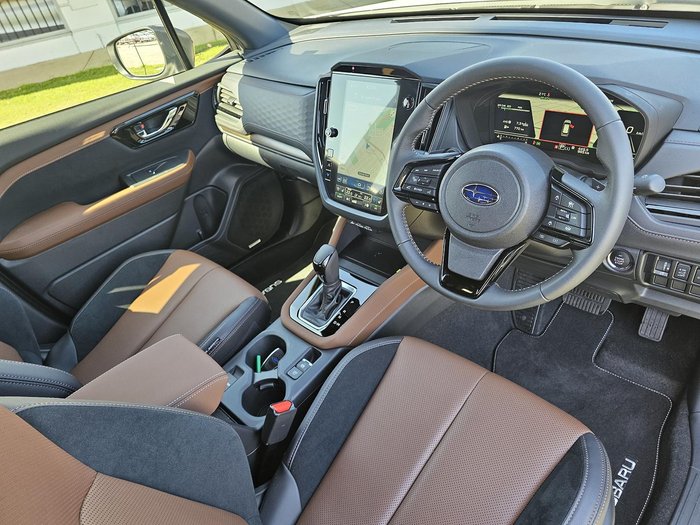 2025 Subaru Forester Hybrid Touring S6 MY26 AWD Crystal White