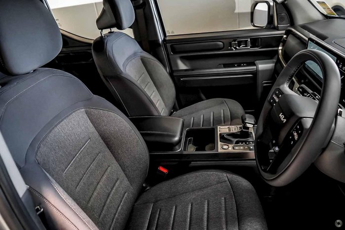 2025 Kia Tasman SX