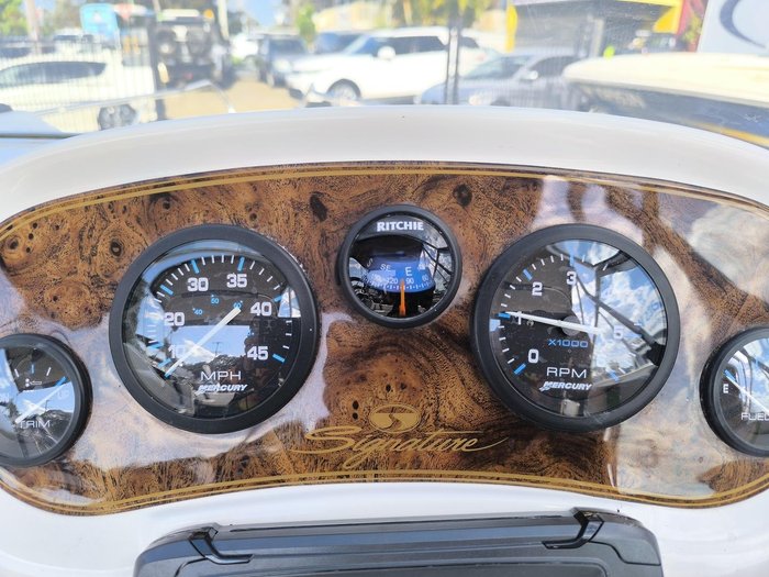 2004 Haines Signature 493F