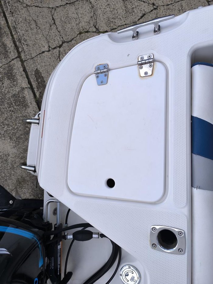 2004 Haines Signature 493F
