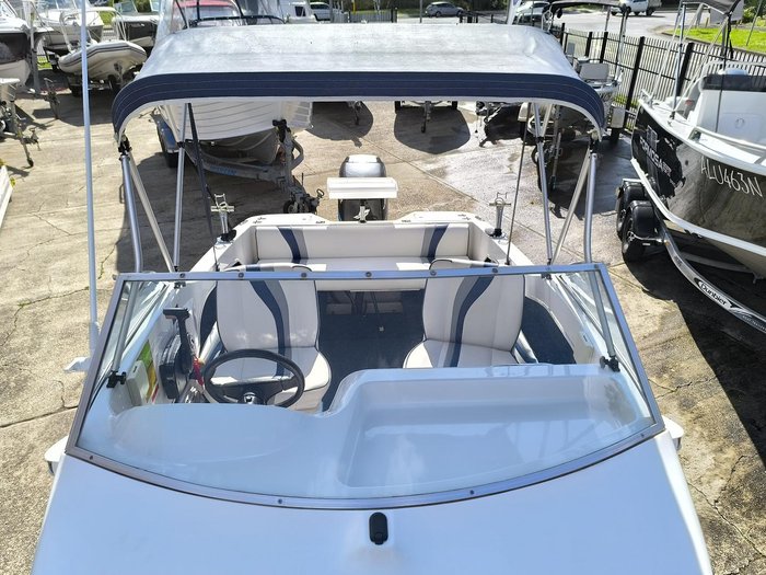 2004 Haines Signature 493F