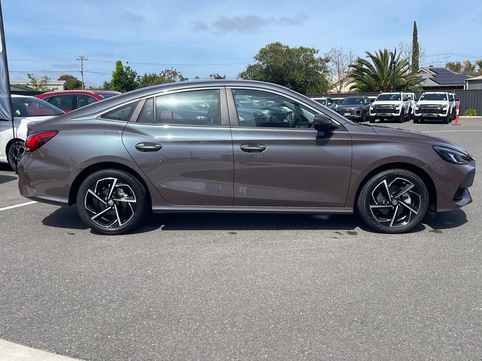 2025 MG MG5 Essence MY25 Misty Grey