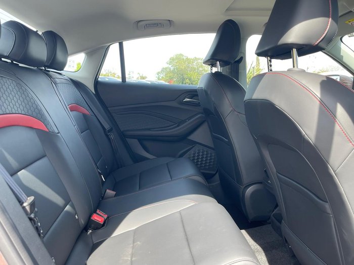 2025 MG MG5 Essence MY25 Misty Grey