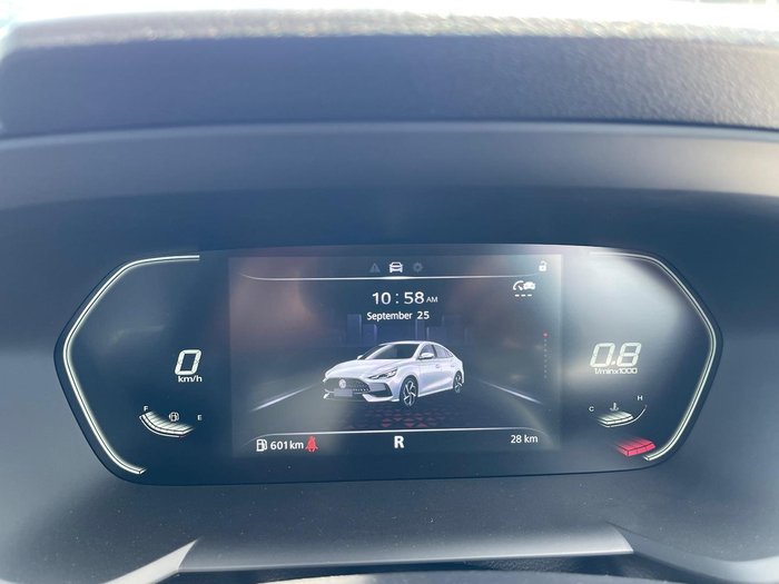 2025 MG MG5 Essence MY25 Misty Grey