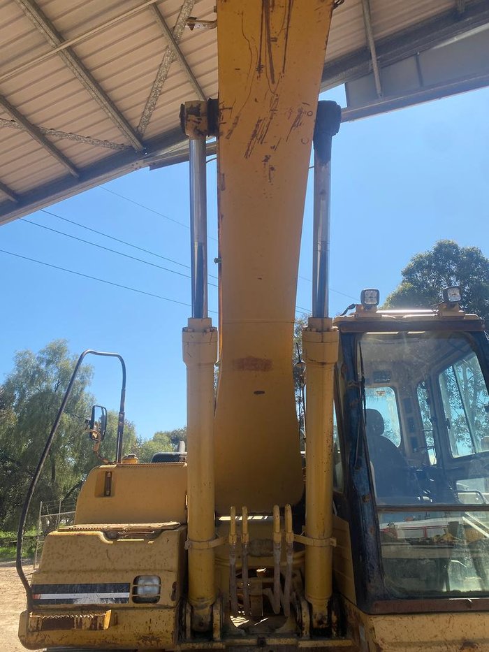1998 Caterpillar 322B