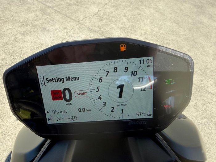 2023 Ducati Streetfighter V2 Streetfighter Green