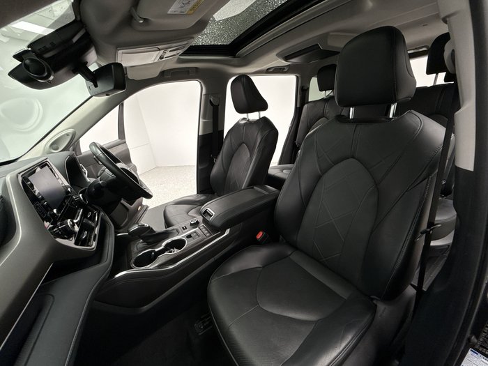 2022 Toyota Kluger Grande