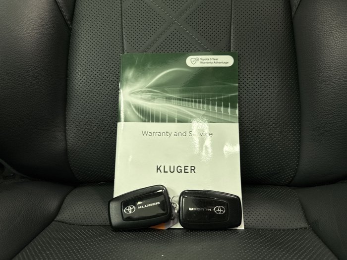 2022 Toyota Kluger Grande