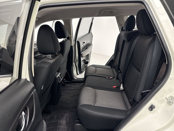 2021 Nissan X-TRAIL ST