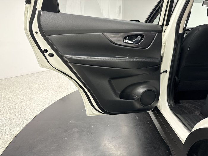 2021 Nissan X-TRAIL ST