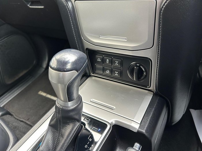2018 Toyota Landcruiser Prado VX
