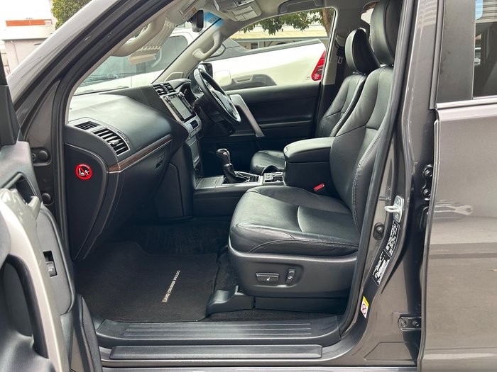 2018 Toyota Landcruiser Prado VX