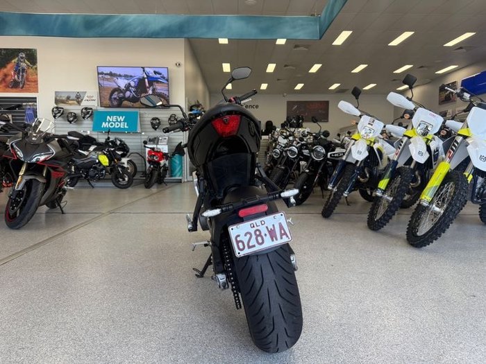 2022 Triumph TRIDENT 660 BLACK