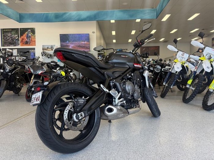 2022 Triumph TRIDENT 660 BLACK