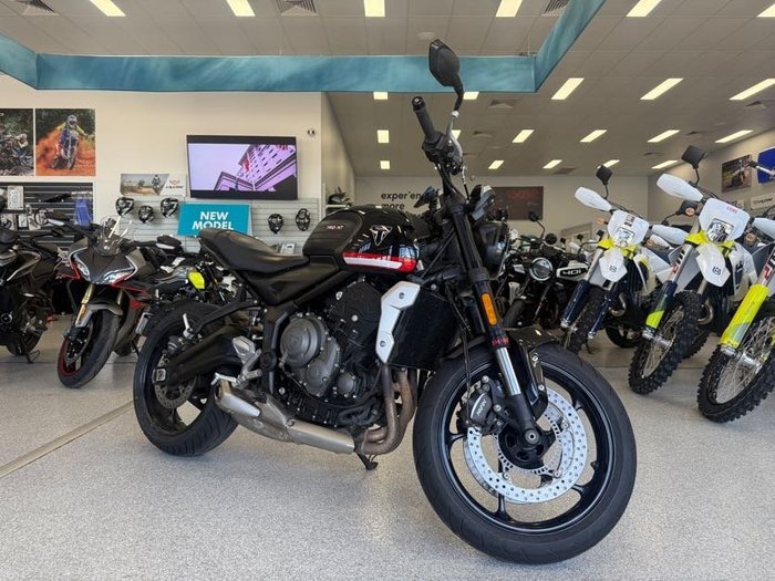 2022 Triumph TRIDENT 660 BLACK
