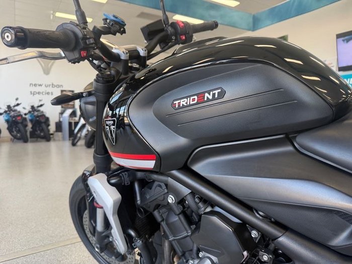 2022 Triumph TRIDENT 660 BLACK