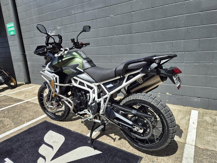 2025 Triumph Tiger 900 Rally Pro Tiger Green